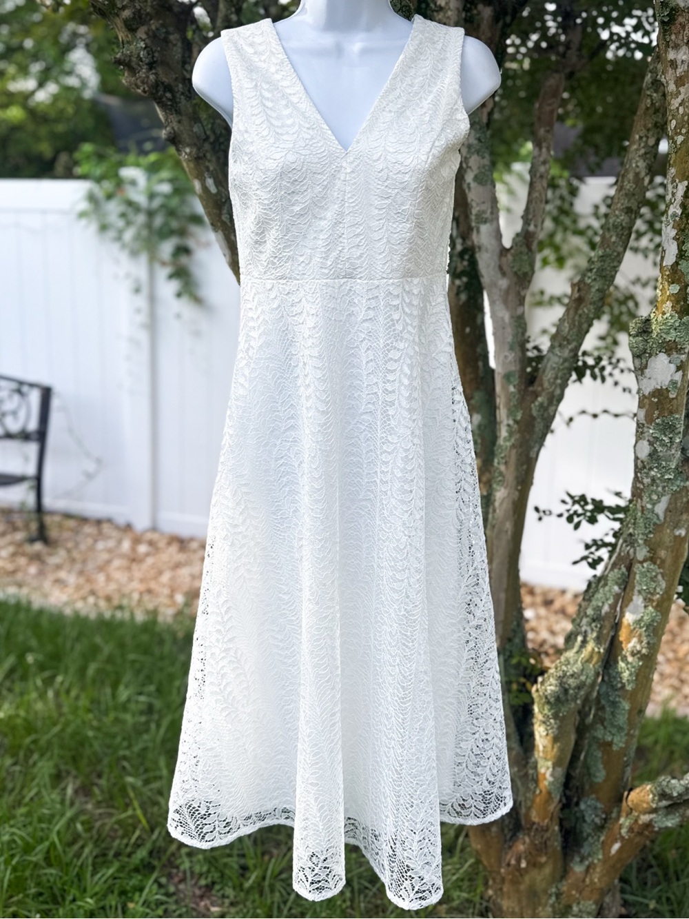 Aqua White Lace Sleeveless Midi Dress Deep V Fit & Flare Size 6